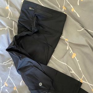 Lululemon leggings - 3/4 length